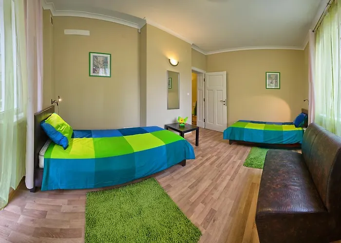 Hostel Guesthouse32 *