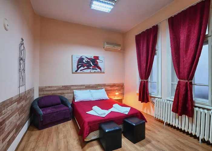 Hostel Guesthouse32 *