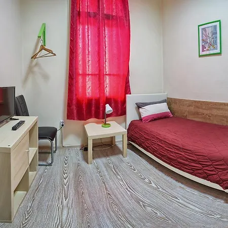 Guesthouse32 Hostel *