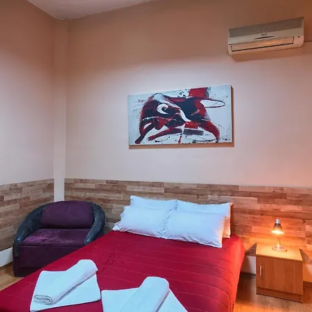 Guesthouse32 Hostel *