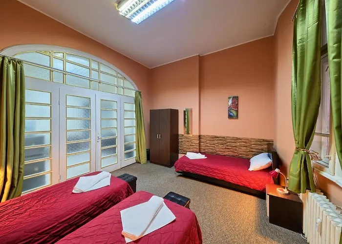 ホステル Guesthouse32 *