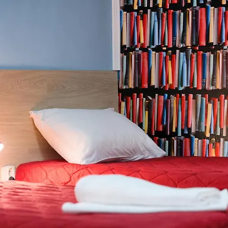 Hostel Guesthouse32 *