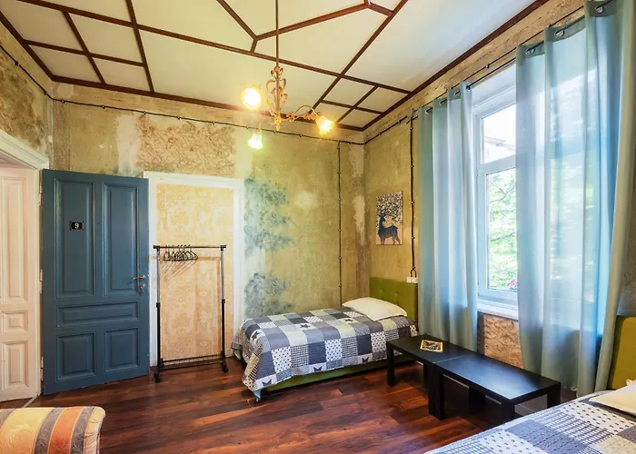 Guesthouse32 Hostel *