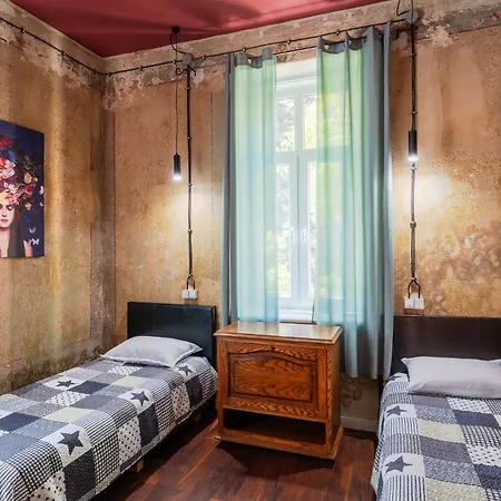 Auberge de jeunesse Guesthouse32